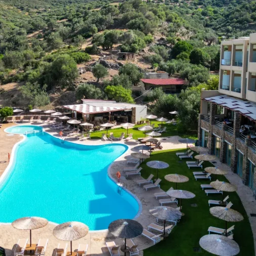 marmari EVia hotel and suits 3